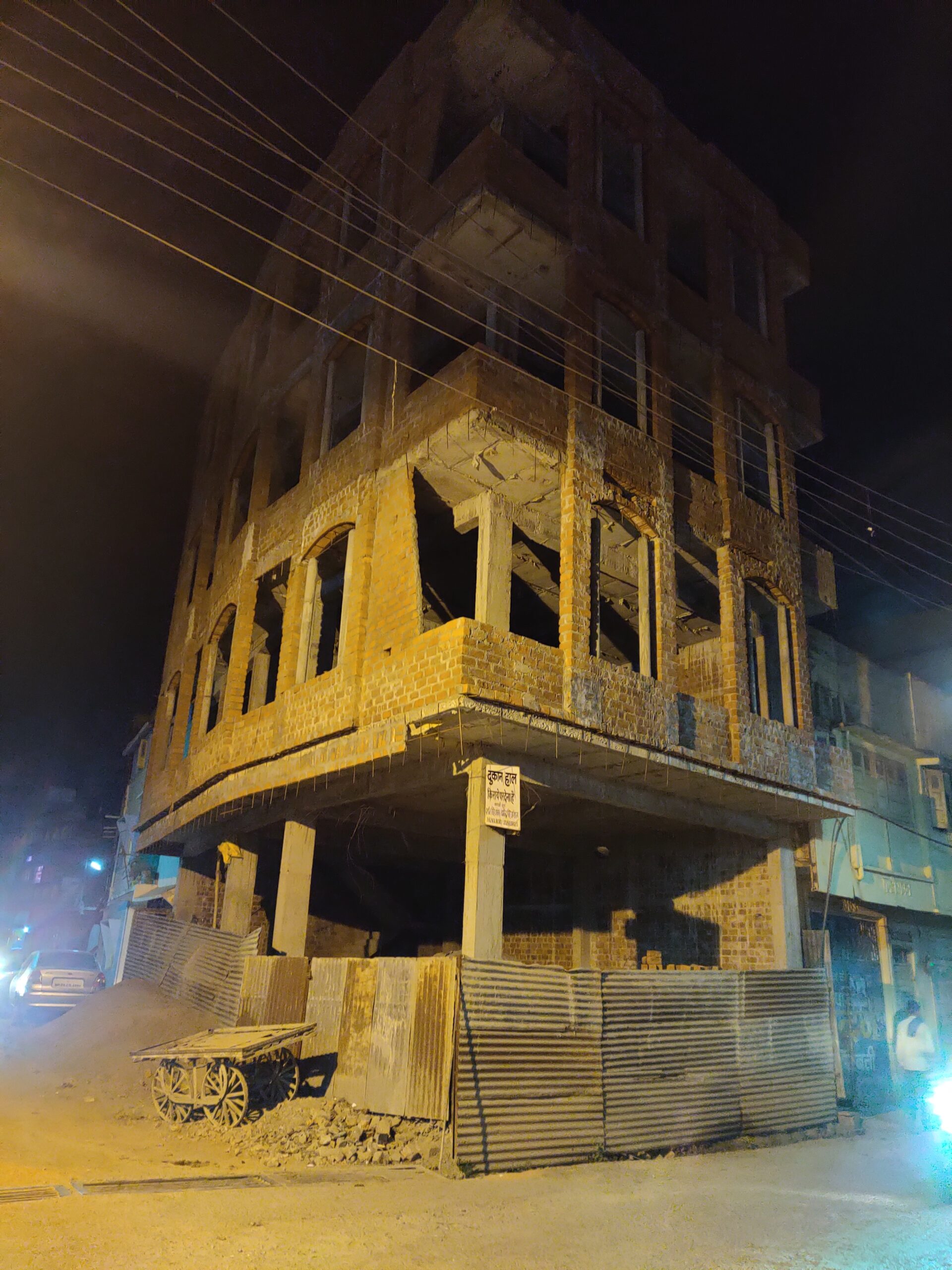 Under construction building - ArchYard